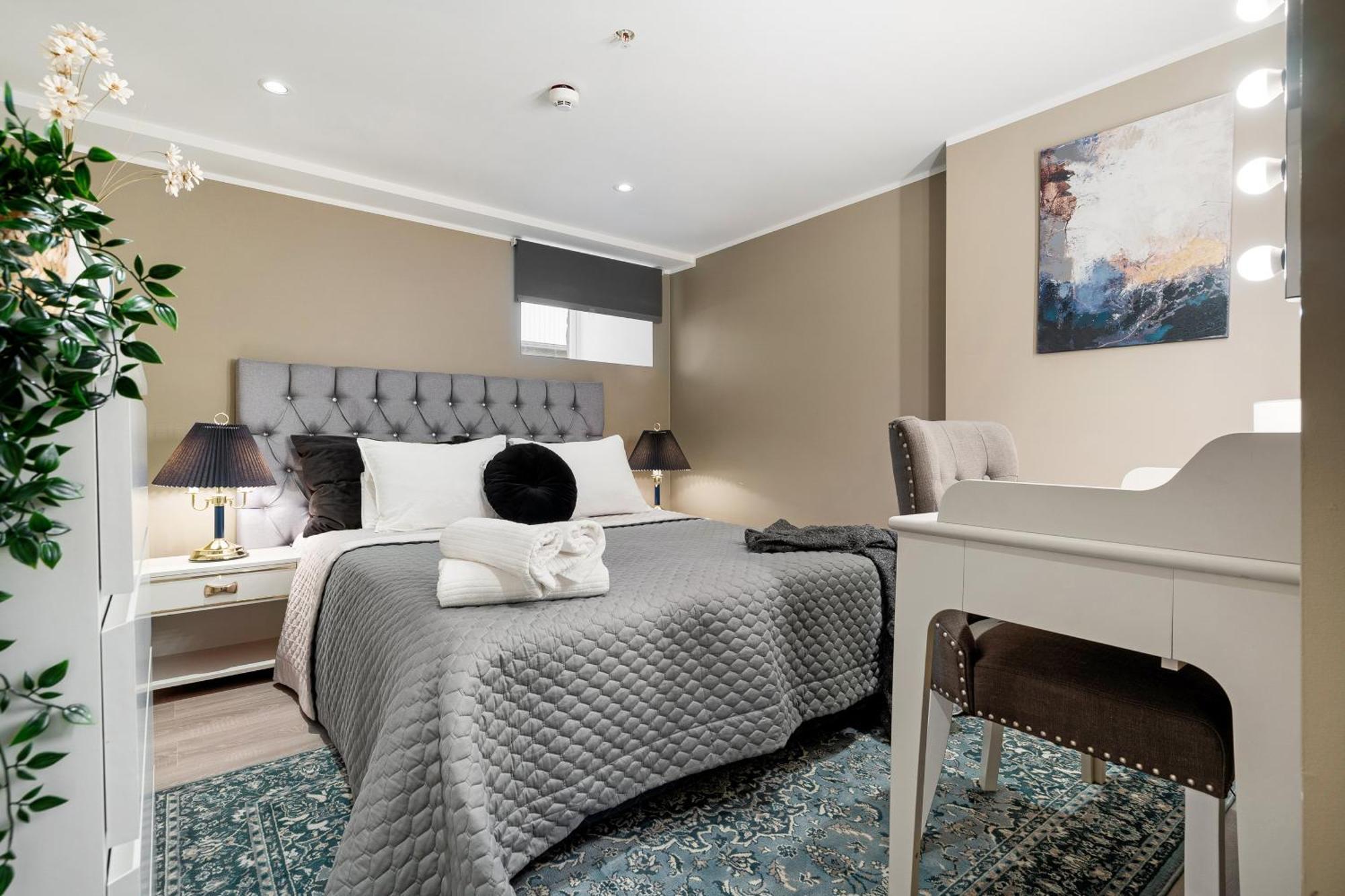 Solsiden Modern Stay: King Beds, Private Entry Trondheim Exteriör bild