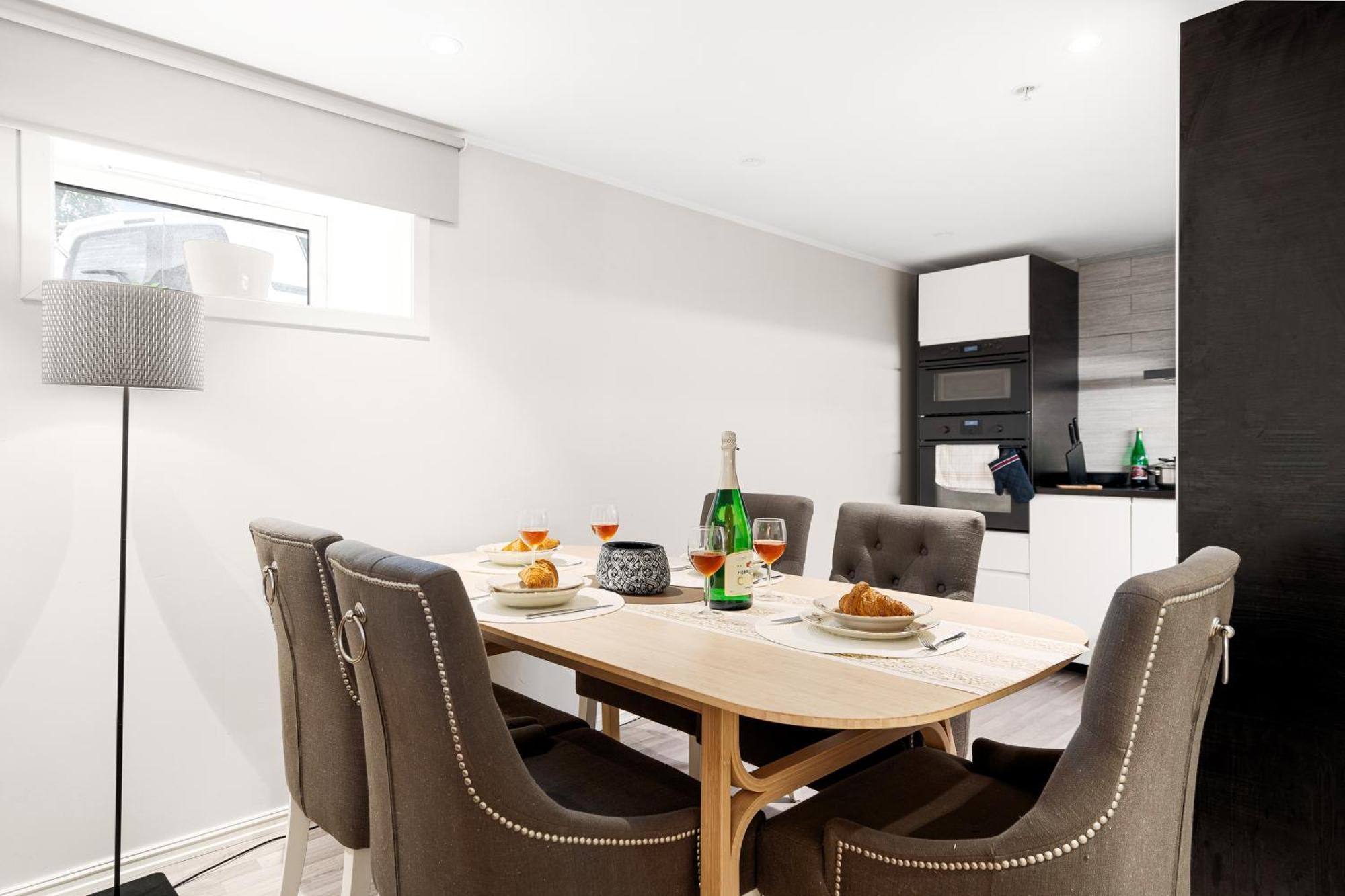 Solsiden Modern Stay: King Beds, Private Entry Trondheim Exteriör bild