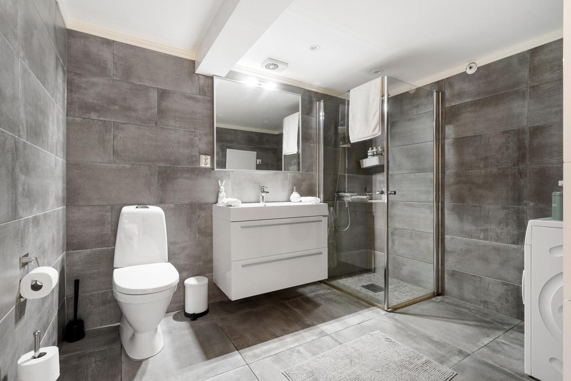 Solsiden Modern Stay: King Beds, Private Entry Trondheim Exteriör bild